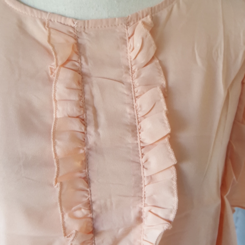 🍀Sale🍀2/$18 3/$24 4/$28 Flutter Blouse - Picture 6 of 10
